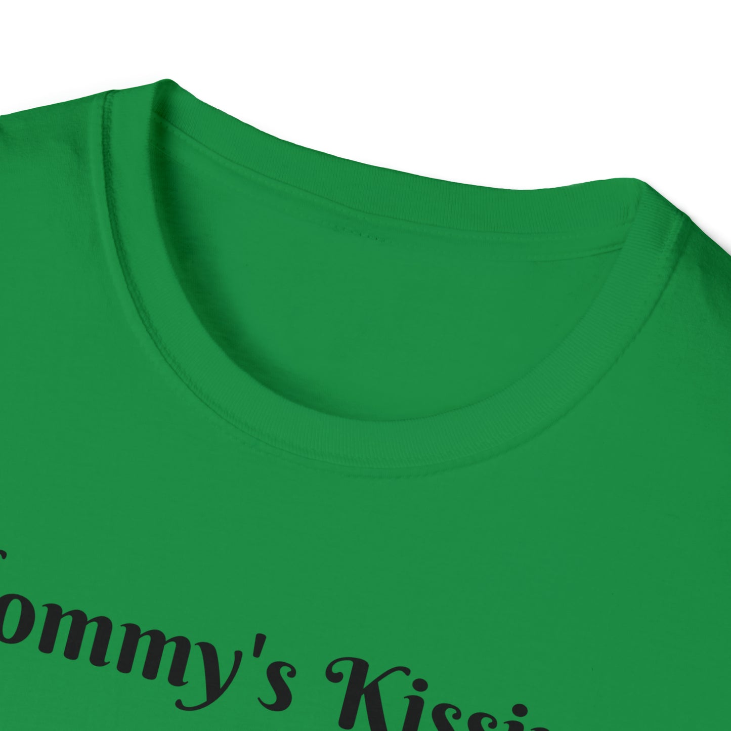 Mommy's Kissing Santa Claus t-shirt!